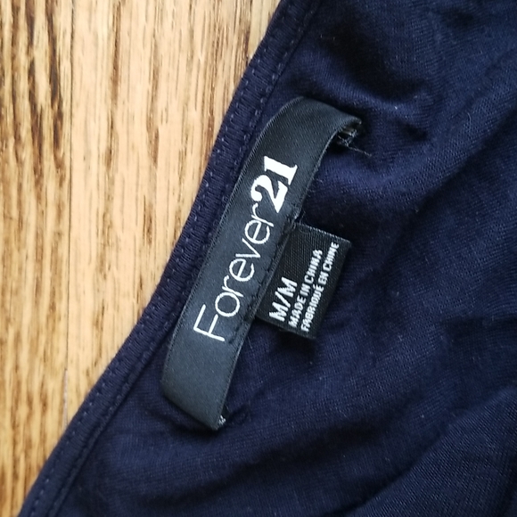 (M) Forever 21 Navy Blue Beaded Accent On Shoulder Ruched Dress 100% Rayon Shell - Picture 4 of 8